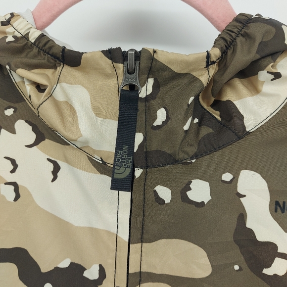 The North Face Windwall Camo Print Jacket - Picture 5 of 10